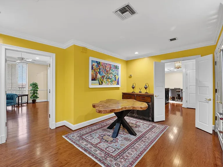 1300 Army Navy Dr #Penthouse 3 — Photo 3