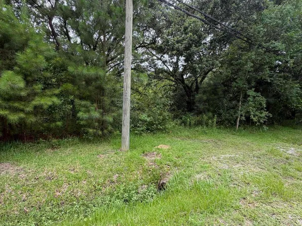 1465 Blue Meadow Rd, Bay Saint Louis, MS 39520