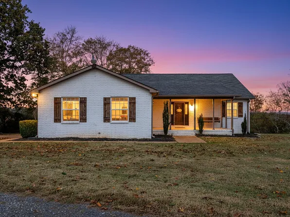 8971 Kevin Ln, Harrison, TN 37341