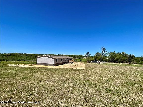 3rd image of 2323 Lee Road 165