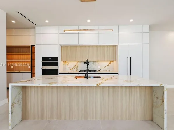 804 NE 16th Ter, Fort Lauderdale, FL 33304