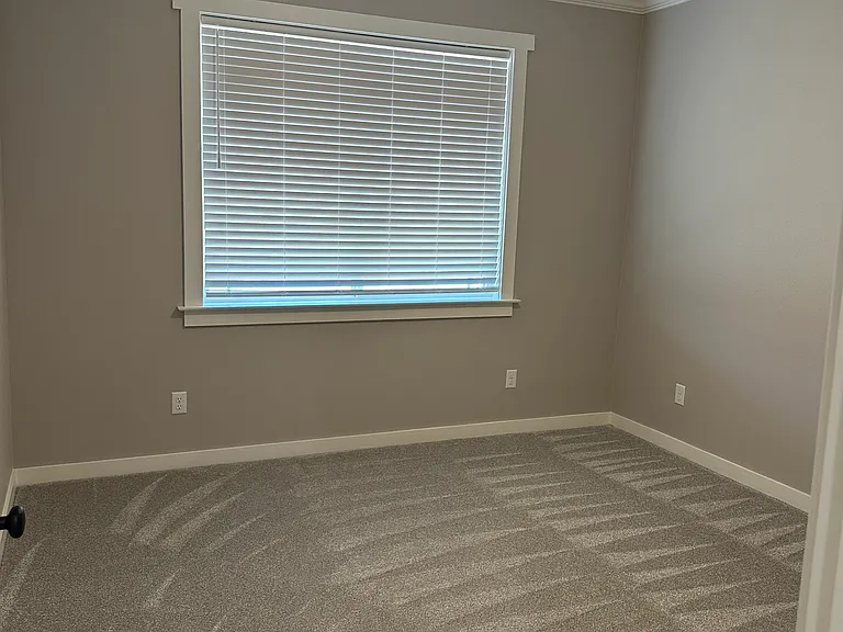4034 Ruth Ln — Photo 12