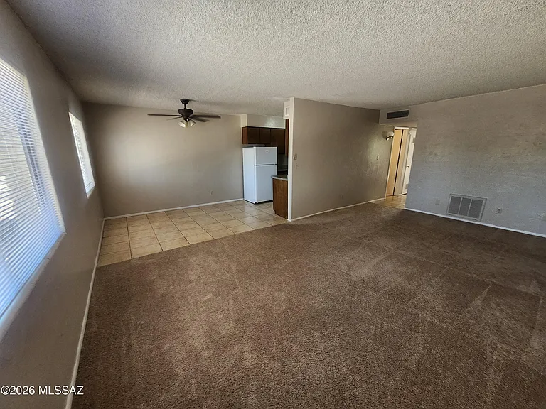 810 S Kolb Rd #3 — Photo 3