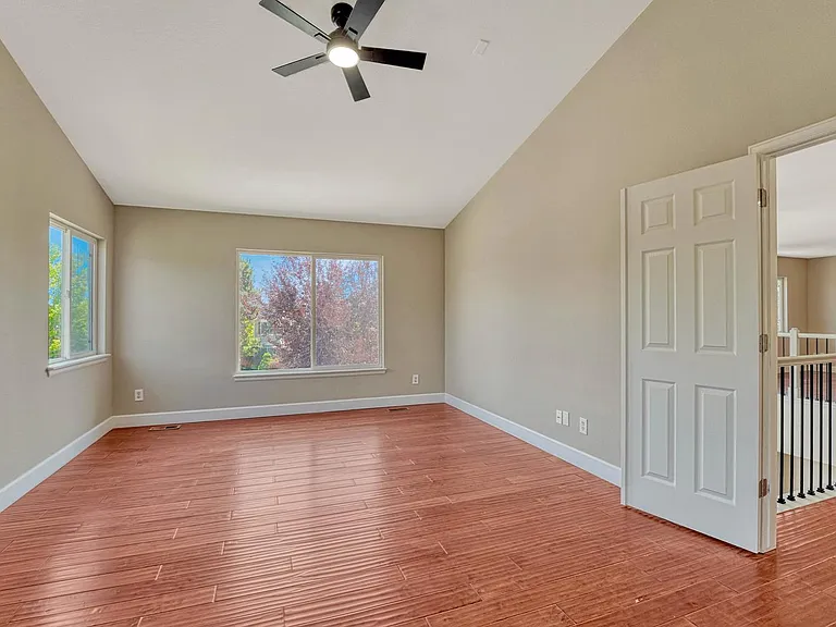10202 Nickolas Ave — Photo 10