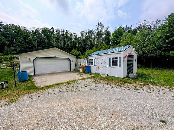 4th image of 109 Forest Trl