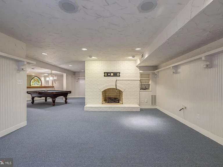 9612 Halter Ct — Photo 13
