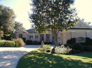 8668 Vintage Club Dr, Wilmington, NC 28411