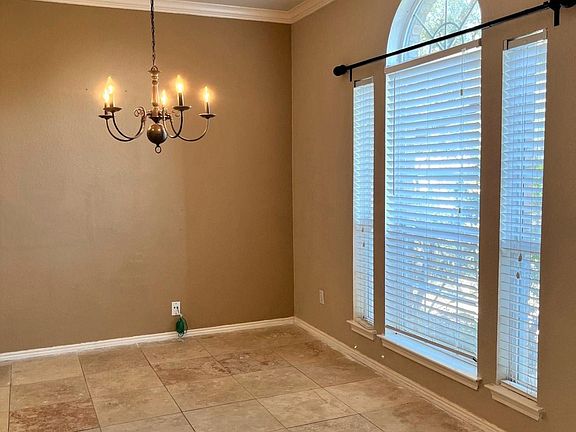 4th image of 22339 Navasota Cir