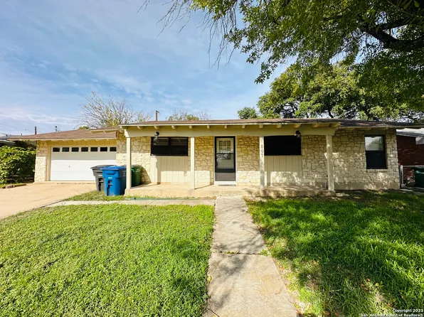 807 NORTHSTAR DR, San Antonio, TX 78216