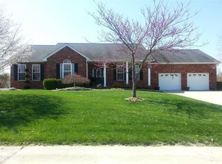 605 Whispering Oaks Dr, Bethalto, IL