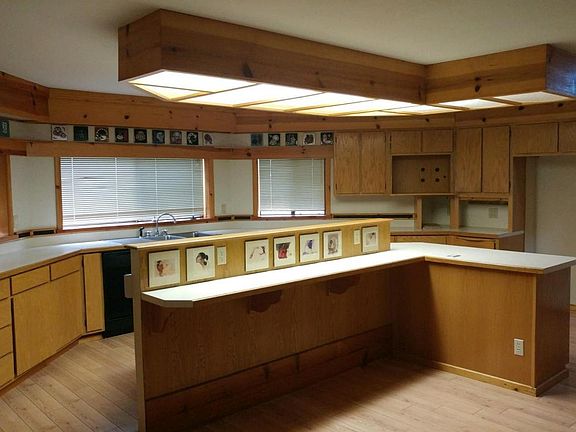 5th image of 6757 Pond Dr