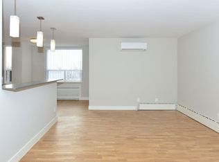 2400 Bathurst St #50023A-101, Toronto, ON M6B2Y7