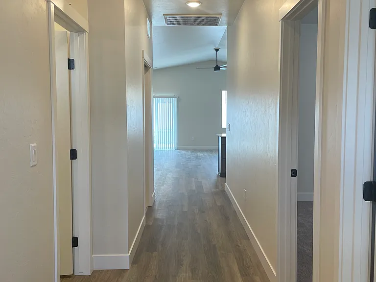 1720 Rusty Rivet Rd — Photo 2