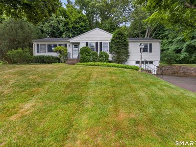 44 Roslyn Drive, Cheshire, CT, 06410