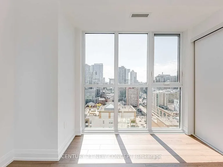 77 Mutual St #3004 — Photo 18