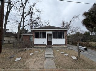 1247 Carr Ave, Savannah, GA 31415
