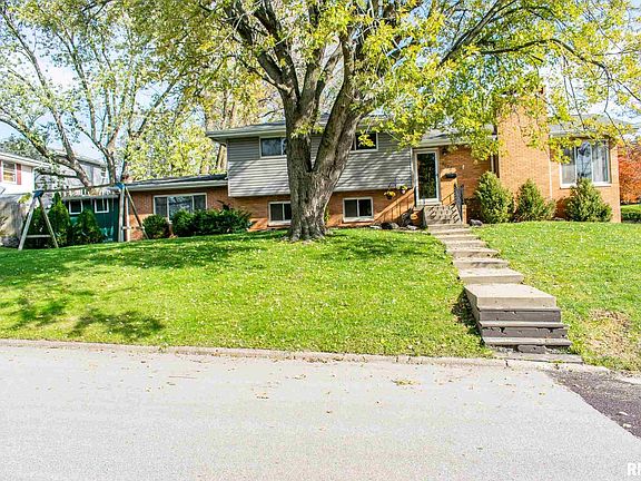 3rd image of 5026 N Mansfield Dr