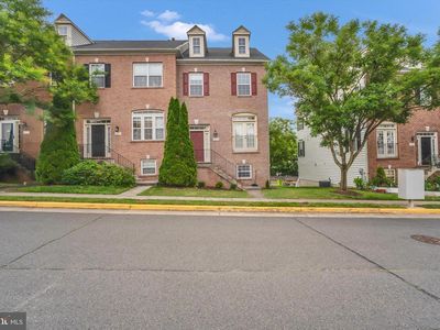 4579 Derring Ln, Fairfax, VA, 22030