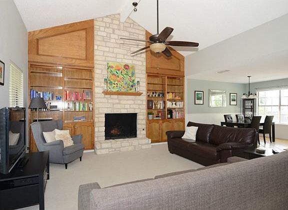 2nd image of 1605 Hermitage Dr