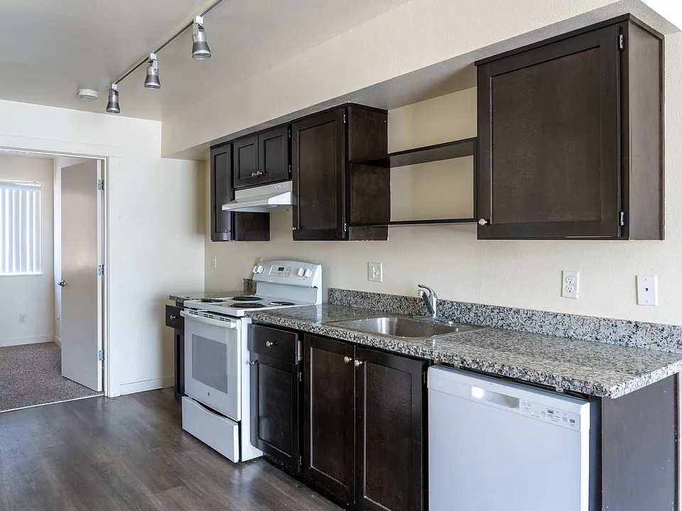 Fern Grove Apartments