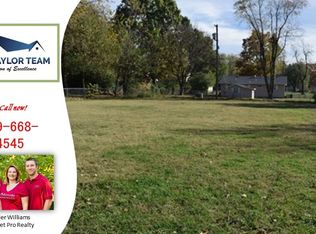 S Byers Ave, Gentry, AR 72734