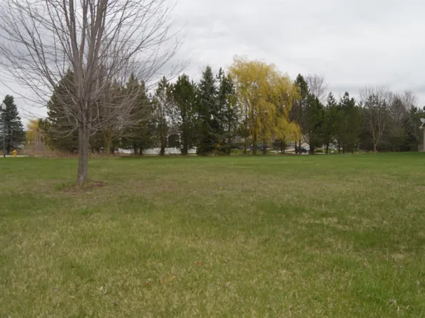 1140 W Starview Ct, Appleton, WI 54913