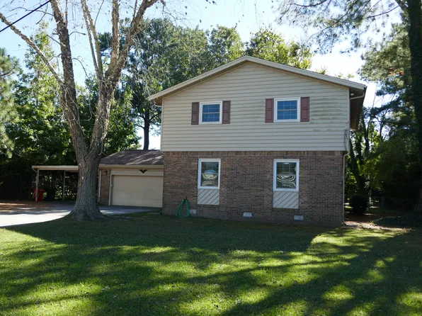 1708 Aydlett Cir, Elizabeth City, NC 27909