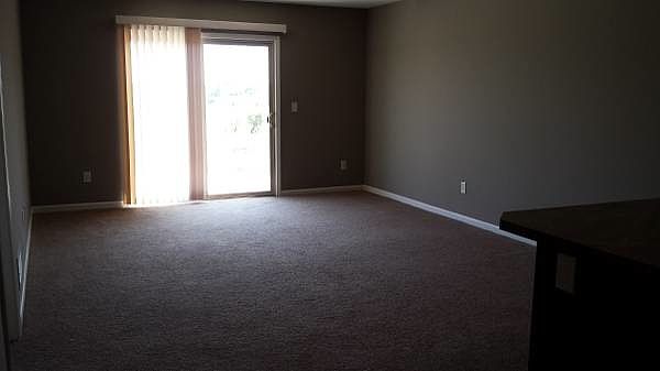 2nd image of 342 SW Carson Dr