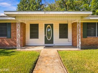 202 Carole St, Alexandria, LA 71303