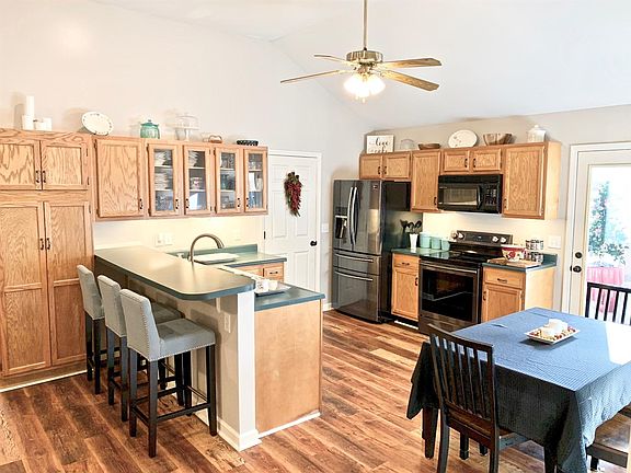 4th image of 248 Briar Patch Ln