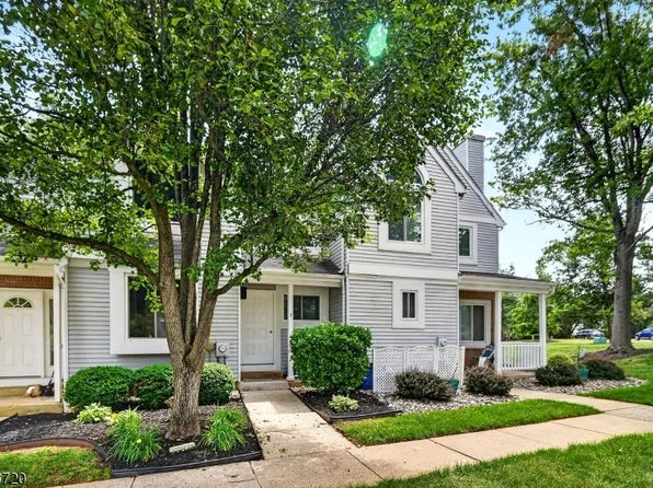 3 Whitehall Ct, Hillsborough Twp., NJ 08844