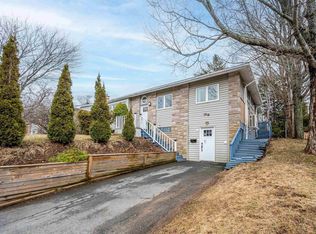 40 Gateway Rd, Halifax, NS B3M 1M9