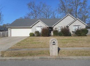 3015 Ozark Dr, Bryant, AR 72022