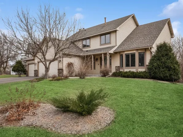 670 Bridle Ridge Rd, Eagan, MN 55123