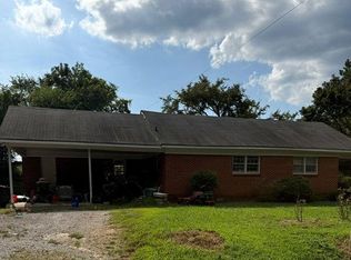 92 Factory Falls Rd, Spruce Pine, AL 35585