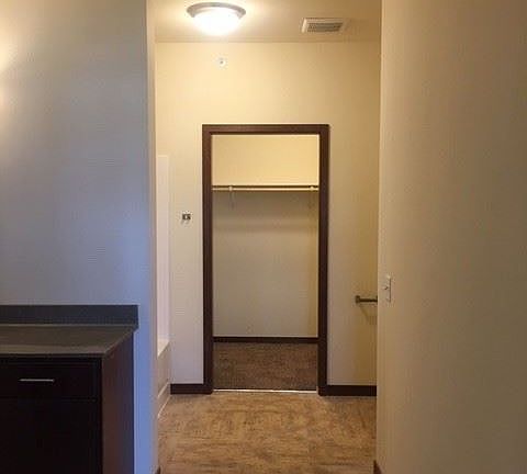 5th image of 128 E Wisconsin St #301