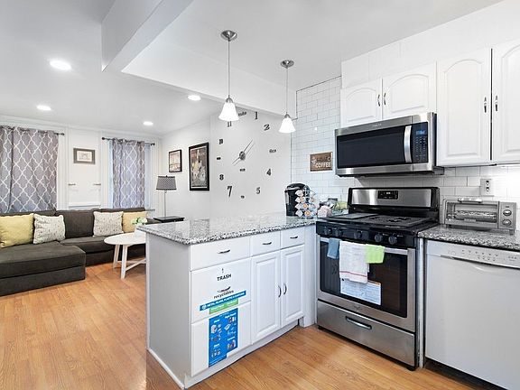 4th image of 64 E 129th St #1