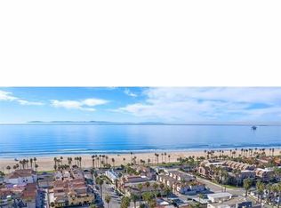 215 11th St #1/2, Huntington Beach, CA 92648