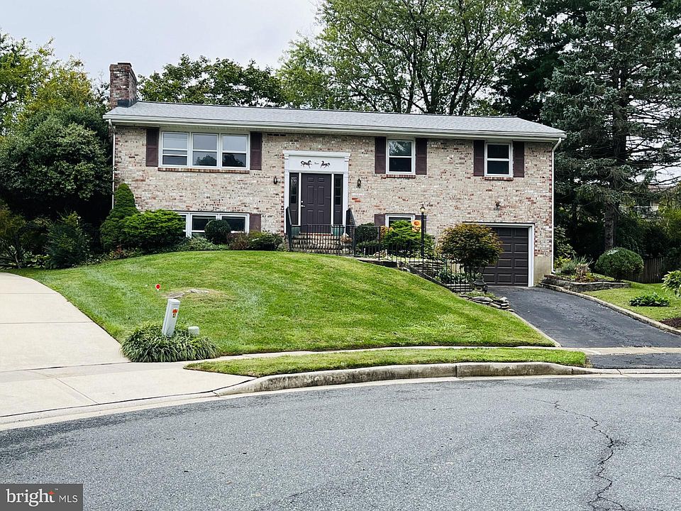 1st image of 9 Edgehill Ct