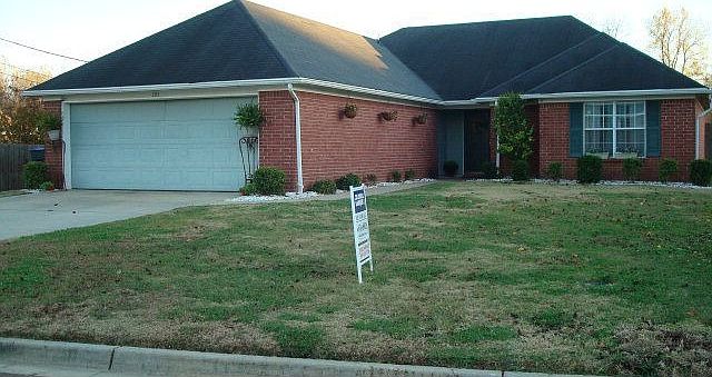 1st image of 203 Sunline Dr
