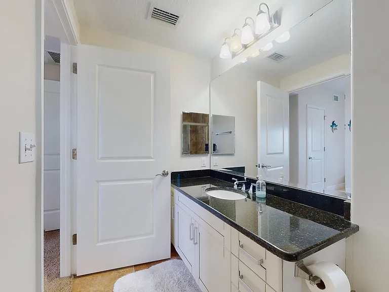 2801 Hill St #601 — Photo 15