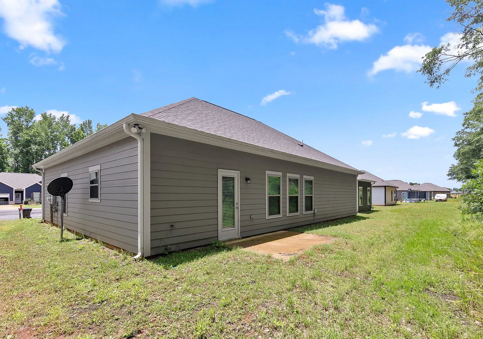 4/2 Home in Clanton - Coming in September — Photo 4