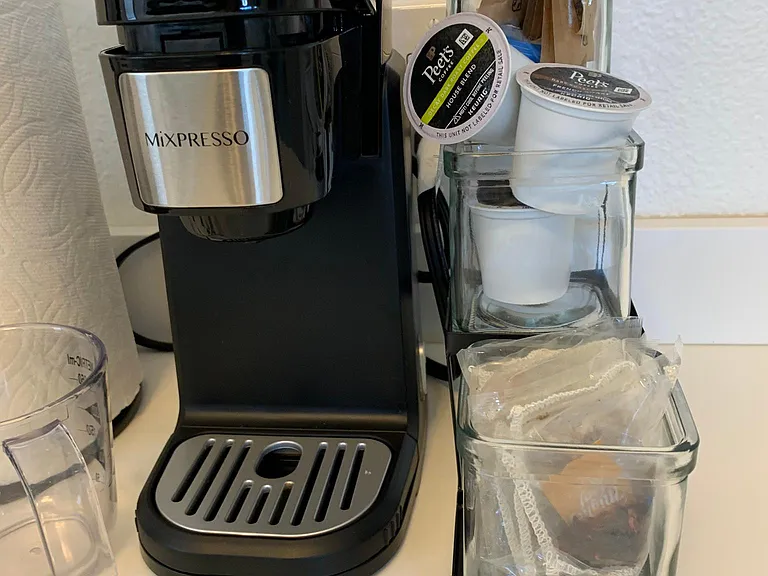 Coffeemaker. Also Fresh Press and Electric Tea Carafe