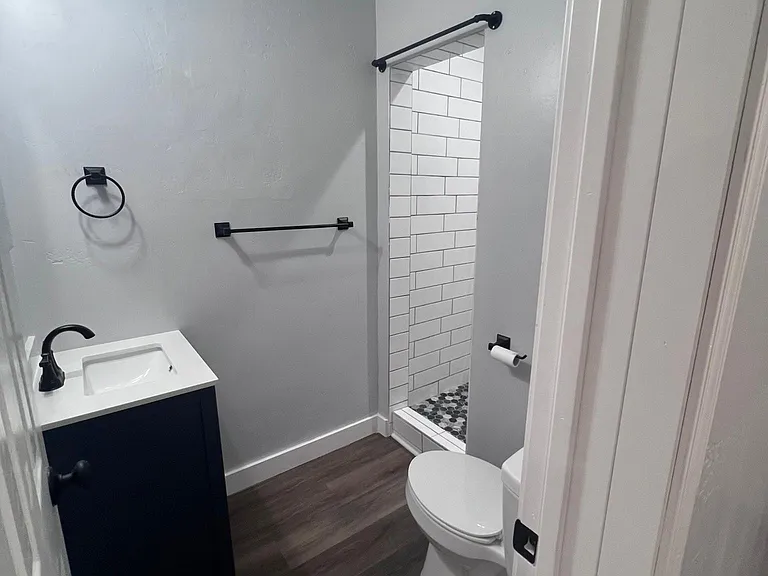 1610 S College Ave #2 — Photo 8