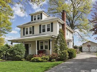 932 Stanton Ave, Baldwin, NY 11510