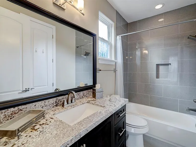 6125 Stillman St — Photo 17