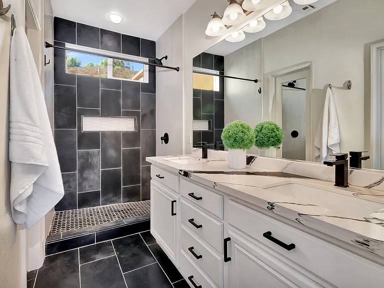 2822 Escala Cir — Photo 38