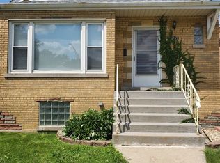 5950 S Kedvale Ave, Chicago, IL 60629