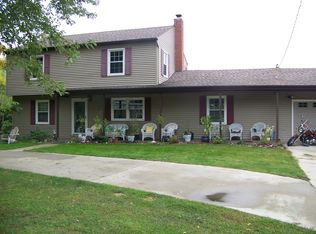 25942 Dutch Settlement St, Dowagiac, MI 49047