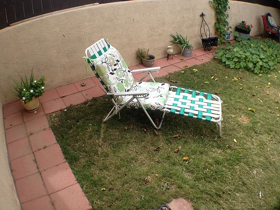 3rd image of 219 N Mesquite St